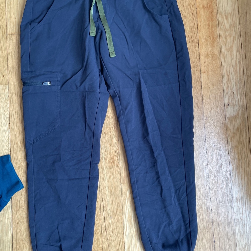 Figs Quiet Navy Jogger Sweatpants with Green Elastic Waistband